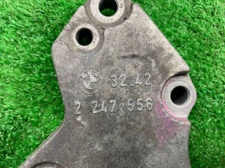 кронштейн гидроусилителя, ориг. номер 2247556, 32422247556, BMW 5 E39 1995-2000