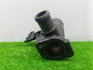 фланец (тройник) системы охлаждения, ориг. номер 037121133E, Volkswagen Golf 3 поколение 1991-2000