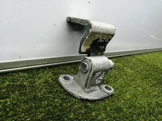 петля двери задней правой, Mercedes-Benz Vito W638 1996-2003