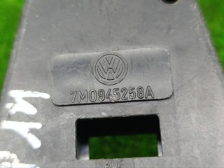 панель фонаря заднего правого, ориг. номер 7M0945258A, Volkswagen Sharan 1 поколение 1995-2000