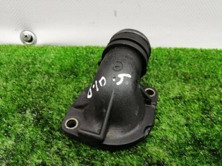 фланец (тройник) системы охлаждения, ориг. номер 037121121A, Volkswagen Passat B4 1993-1997