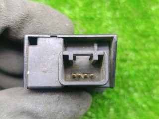 Кнопка антипробуксовочной системы (ABS/ESP), Mazda MPV 2 поколение 1999-2003