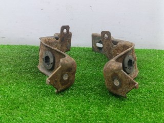 кронштейн (крепление) радиатора, Mazda MPV 2 поколение 1999-2003