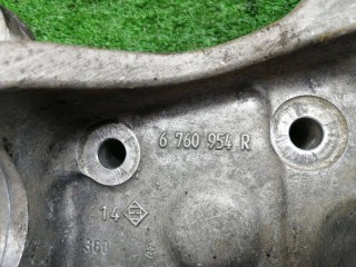 кулак правый, ориг. номер 6760954R, BMW 5 E60/E61 2002-2007