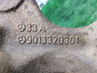 кулак левый, ориг. номер 9013320301, Mercedes-Benz Sprinter W901-904 1995-2000