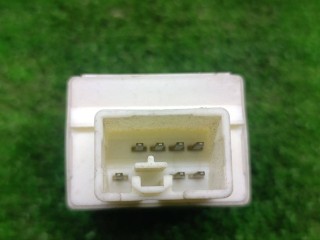 реле поворотов, ориг. номер GJ6A66830, Mazda MPV 2 поколение 1999-2003