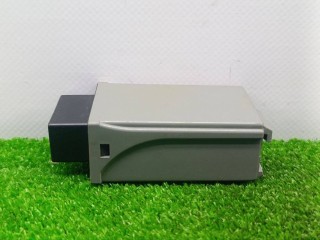 блок управления, ориг. номер LC6467830, Mazda MPV 2 поколение 1999-2003