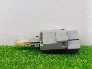 датчик педали сцепления, ориг. номер GA2C6649Y, Mazda MPV 2 поколение 1999-2003