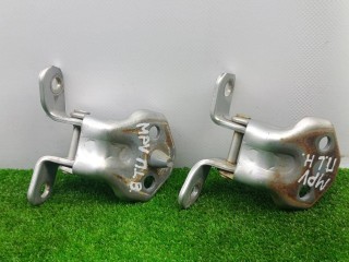 петля двери передней левой, Mazda MPV 2 поколение 1999-2003