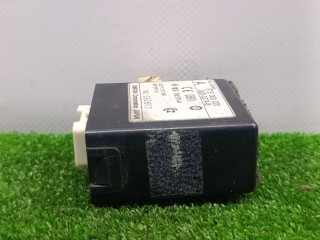 блок управления центральным замком, ориг. номер G8D327AB, Mazda MPV 2 поколение 1999-2003