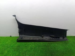 обшивка центральной стойки, ориг. номер LC6268230, Mazda MPV 2 поколение 1999-2003