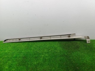 молдинг двери задней правой, ориг. номер LC626853X, Mazda MPV 2 поколение 1999-2003