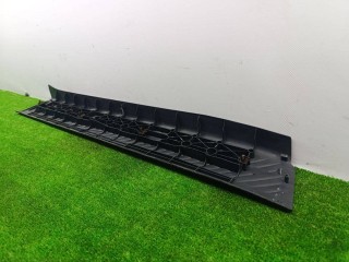 накладка на порог, ориг. номер LD4768740, Mazda MPV 2 поколение 1999-2003