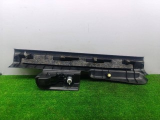 накладка внутренняя на порог передняя левая, ориг. номер 84251SEAG020, Honda Accord 7 поколение 2002-2006