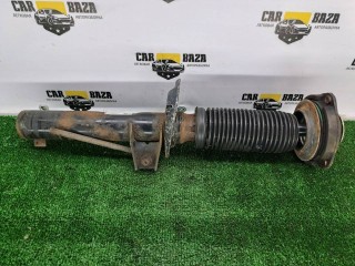 стойка амортизатора передняя правая, ориг. номер 5N0413031AE, Volkswagen Tiguan