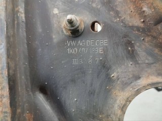 рычаг передний левый, ориг. номер 1K0407189E, Volkswagen Vento