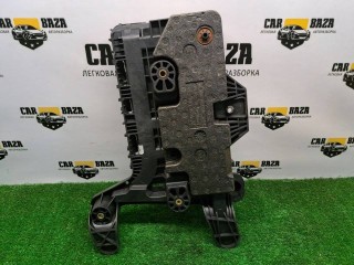 крепление аккумулятора, ориг. номер 1K0915325B, Volkswagen Passat CC