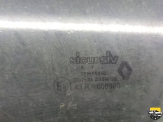 стекло двери передней левой, Renault 19