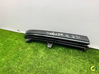 ус под фару правый, ориг. номер 90580652, Opel Zafira