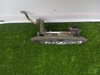 ручка наружная двери передней правой, ориг. номер 7700433076, Renault Logan