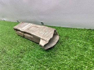 Кронштейн усилителя бампера заднего (домик), ориг. номер 4B0807332D, Audi A6 C5 1997-2001