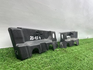 Накладка петли капота левая, ориг. номер 1T0805233, Volkswagen Touran 1 поколение 2003-2006