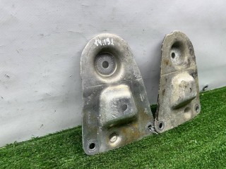 Кронштейн крепления балки подвески, ориг. номер 8D0399542, Audi A6 C5 1997-2001