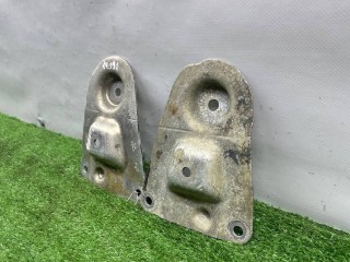 Кронштейн крепления балки подвески, ориг. номер 8D0399542, Audi A6 C5 1997-2001