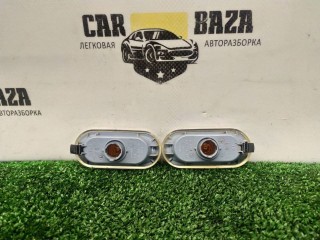 повторитель поворота на крыле левый, ориг. номер 2K0949117A, Volkswagen Caddy 3 поколение 2004-2010