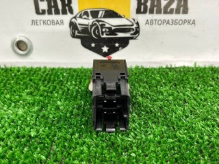 кнопка аварийной сигнализации, ориг. номер 1K0953509A, Volkswagen Vento