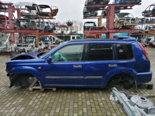 повторитель поворота на крыле левый, Nissan X-Trail T30 2000-2004
