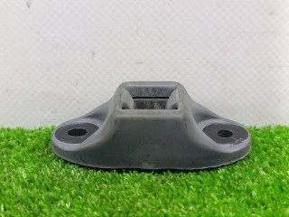 Отбойник крышки багажника (демпфер), Mazda MPV 2 поколение 1999-2003