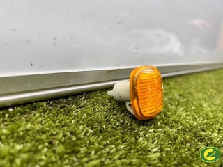 повторитель поворота на крыле правый, ориг. номер 4D0949127B, Audi A4 B5 1994-1999