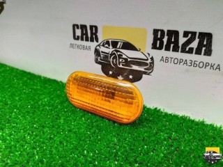 повторитель поворота на крыле левый, Ford C-Max