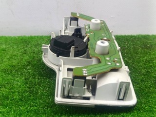 фонарь салона (плафон), ориг. номер 1J0947105B, Volkswagen Golf 3 поколение 1991-2000