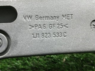 крюк капота, ориг. номер 1J1823533C, 1T1823633B, Volkswagen Touran 1 поколение 2003-2006