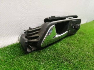 ручка внутренняя двери передней левой, ориг. номер 1T0837197A, Volkswagen Caddy 3 поколение 2004-2010