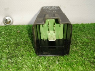 реле накала свечей, ориг. номер 038907281D, Volkswagen Caddy 3 поколение 2004-2010