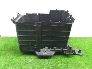 полка аккумулятора, ориг. номер 1K0915333B, 1K0915336, 1K0915335B, Volkswagen Caddy 3 поколение 2004-2010