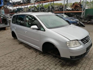 уплотнитель двери передней правой, Volkswagen Touran 1 поколение 2003-2006