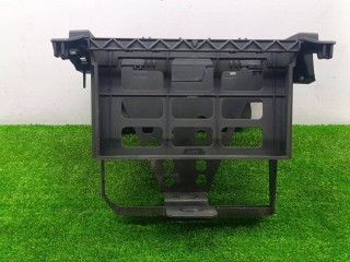 рамка магнитолы, ориг. номер 1J1858069E, Volkswagen Golf 3 поколение 1991-2000