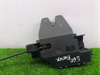замок багажника, ориг. номер 8196401, BMW 5 E60/E61 2002-2007