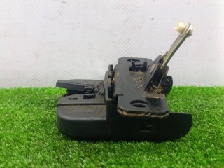 замок багажника, ориг. номер 1J6827505B, Volkswagen Golf 3 поколение 1991-2000