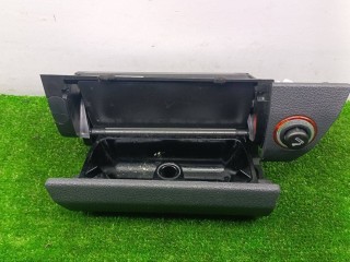 пепельница, ориг. номер 1T1857961, 1T1857961D, Volkswagen Touran 1 поколение 2003-2006