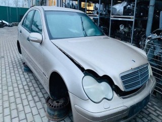 Накладка (удлинитель) двери правой, ориг. номер A2037250271, Mercedes-Benz C W203 2000-2004