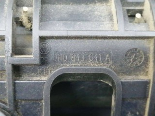 ручка внутренняя двери левой, ориг. номер 7H0843641A, 2K0843187A, Volkswagen Caddy 3 поколение 2004-2010