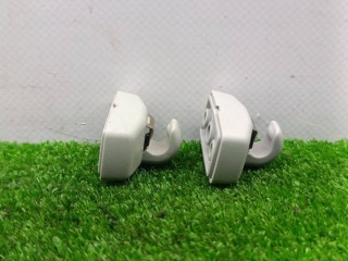 крепление (крючок) солнцезащитного козырька, ориг. номер 3B0857561B, Volkswagen Touran 1 поколение 2003-2006