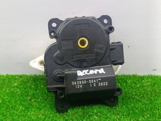 моторчик заслонки печки, ориг. номер 0638000041, Honda Accord 7 поколение 2002-2006