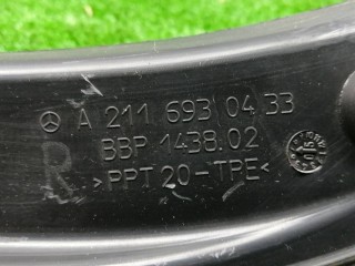 водосток крышки багажника правый, ориг. номер A2116930433, Mercedes-Benz E W211 2002-2006
