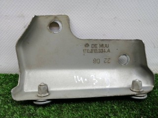 кронштейн крыла, ориг. номер 1T0810334A, Volkswagen Caddy 3 поколение 2004-2010